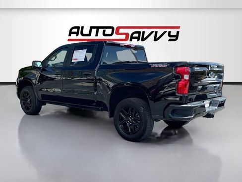 Used 2024 Chevrolet Silverado 1500 Custom Trail Boss w/ Turbomax Blackout Package AWD/4WD image 5