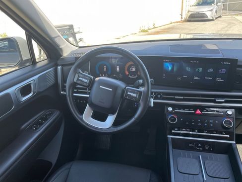 Used 2025 Hyundai Santa Fe SEL image 36