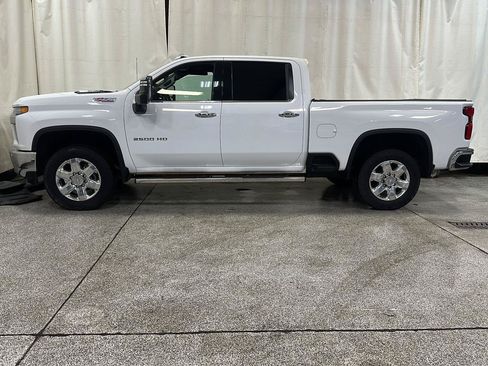 Used 2020 Chevrolet Silverado 2500 LTZ w/ LTZ Plus Package AWD/4WD image 2