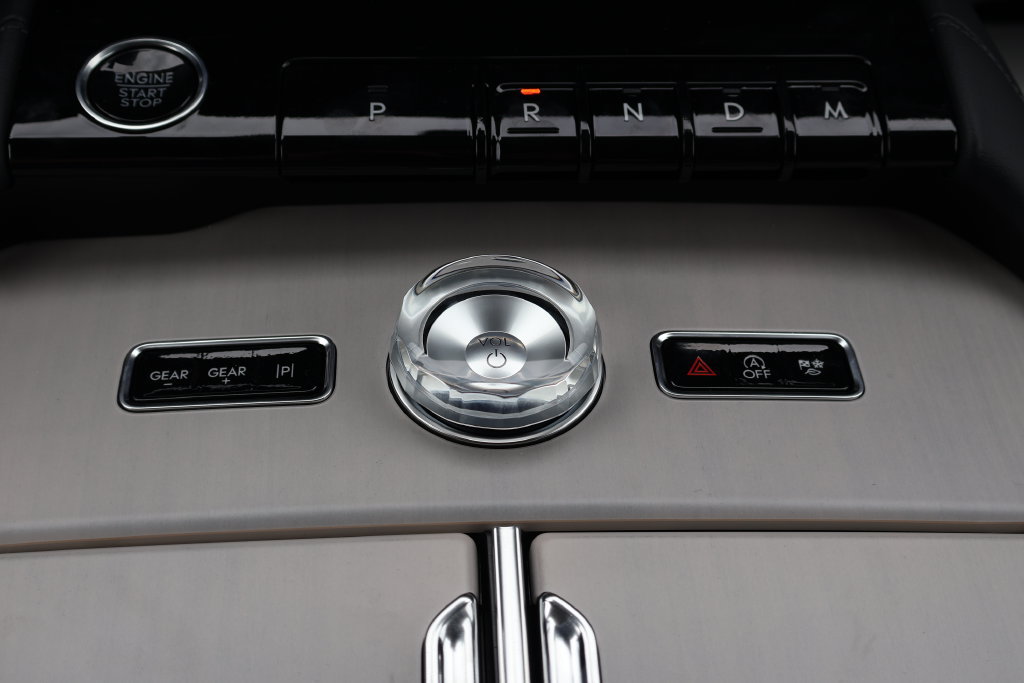 New 2027 Lincoln Navigator L Reserve AWD/4WD image 13