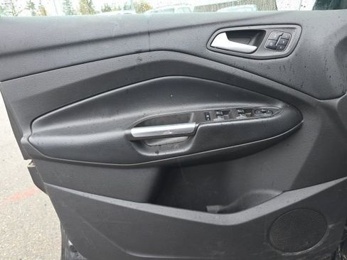 Used 2019 Ford Escape Titanium w/ U9j03 - Titanium Tow Package image 15