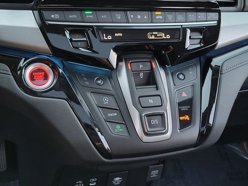 New 2026 Honda Odyssey Touring image 30