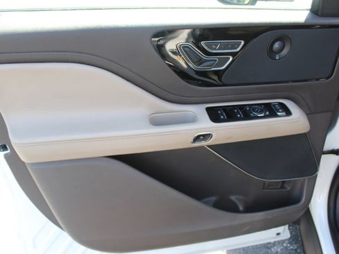 Used 2023 Lincoln Aviator Reserve w/ Equipment Group 201A AWD/4WD image 24