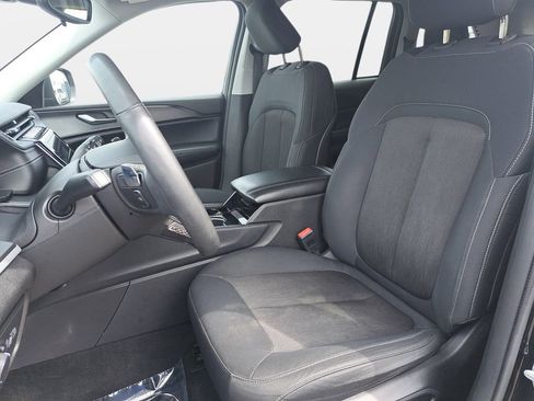 Certified 2023 Jeep Grand Cherokee Laredo w/ Luxury Tech Group I AWD/4WD image 16