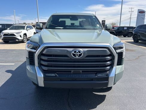 Used 2025 Toyota Tundra Limited image 23