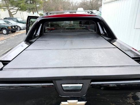 Used 2011 Chevrolet Avalanche LTZ image 36