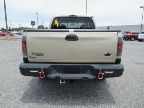 Used 2001 Ford F250 XL AWD/4WD image 6