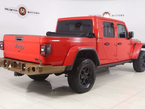 Used 2020 Jeep Gladiator Rubicon AWD/4WD image 3