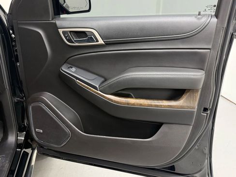 Used 2018 GMC Yukon Denali w/ Denali Ultimate Package image 26