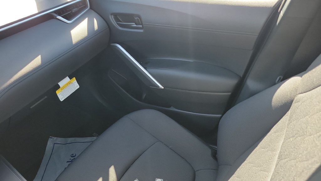 New 2026 Toyota Corolla Cross LE FWD image 13