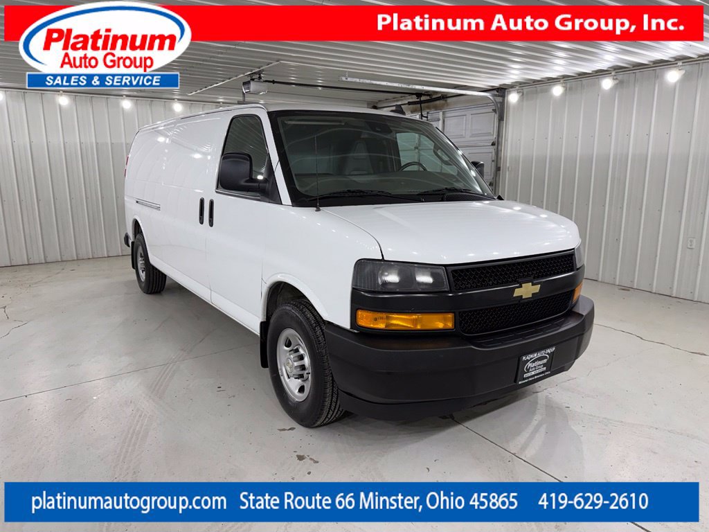 Used 2020 Chevrolet Express 3500 Extended w/ Driver Convenience Package RWD image 7