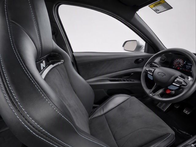 Used 2024 Hyundai Elantra N FWD image 15