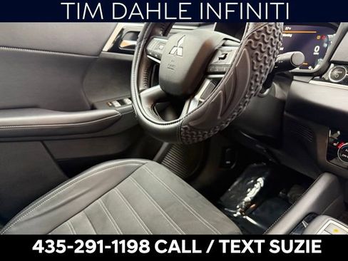Used 2024 Mitsubishi Outlander SE image 14