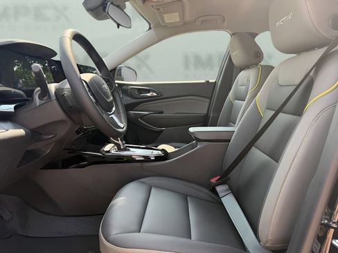 New 2026 Chevrolet Trax ACTIV w/ Driver Confidence Package FWD image 9