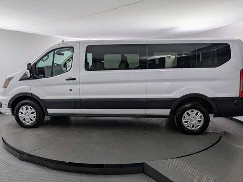 Used 2024 Ford Transit 350 XLT RWD image 3