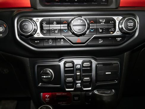 Used 2020 Jeep Wrangler Unlimited Rubicon image 21