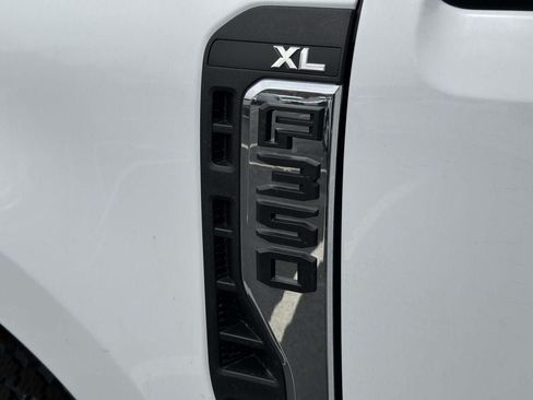 New 2026 Ford F350 XL w/ XL Chrome Package AWD/4WD image 2