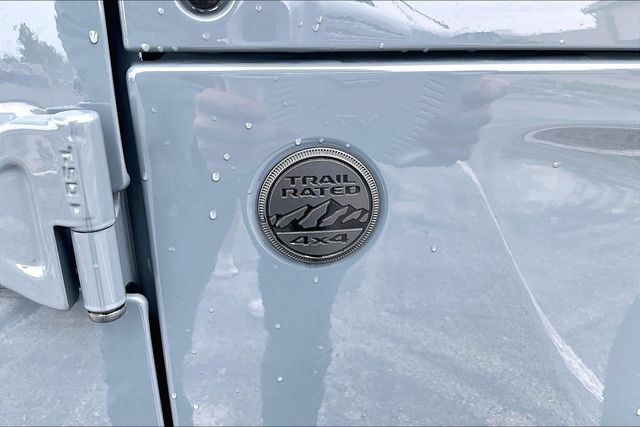 Used 2024 Jeep Wrangler Unlimited Sport AWD/4WD image 24