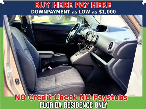 Used 2015 Scion xB image 8