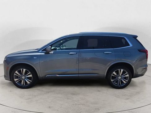 Used 2020 Cadillac XT6 Premium Luxury AWD/4WD image 2