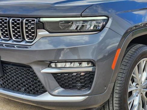 Certified 2024 Jeep Grand Cherokee Summit w/ Adv Protech Group IV image 10