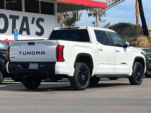 Used 2024 Toyota Tundra Limited AWD/4WD image 5