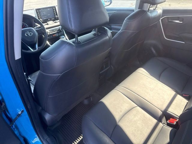 Used 2019 Toyota RAV4 XLE Premium w/ Advanced Technology Package FWD image 20