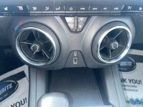 Used 2020 Chevrolet Blazer LT image 26