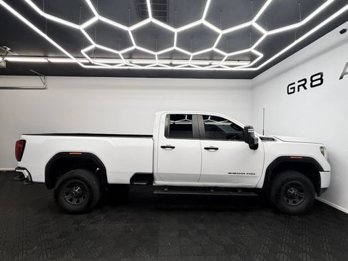 Used 2022 GMC Sierra 3500 Pro w/ Convenience Package RWD image 9