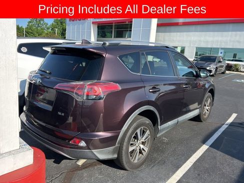 Used 2017 Toyota RAV4 XLE FWD image 6