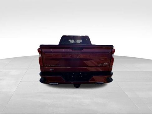 Used 2023 Chevrolet Silverado 1500 High Country w/ Technology Package image 5