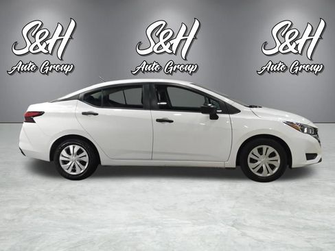 Used 2023 Nissan Versa S FWD image 23