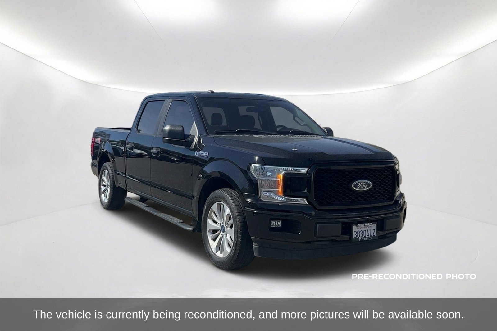 Used 2018 Ford F150 XL w/ Equipment Group 101A Mid RWD image 3