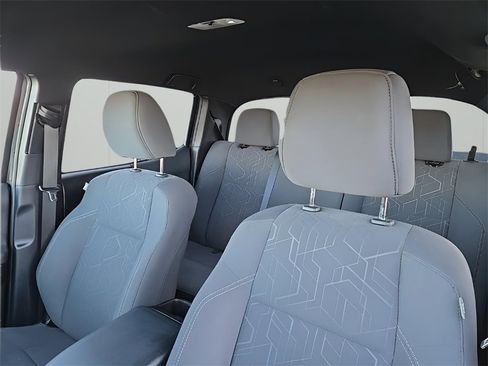 Used 2019 Toyota Tacoma TRD Sport image 10