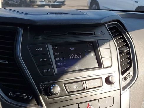 Used 2018 Hyundai Santa Fe Sport image 13