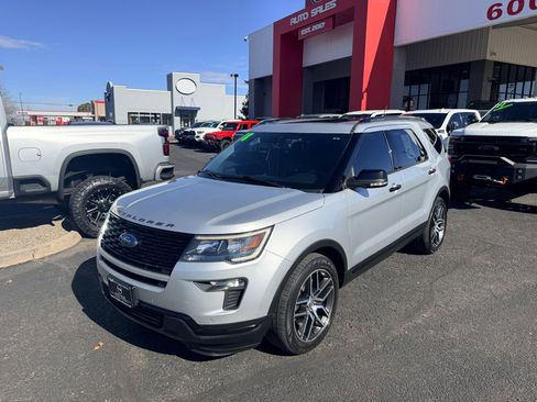 Used 2018 Ford Explorer Sport image 30