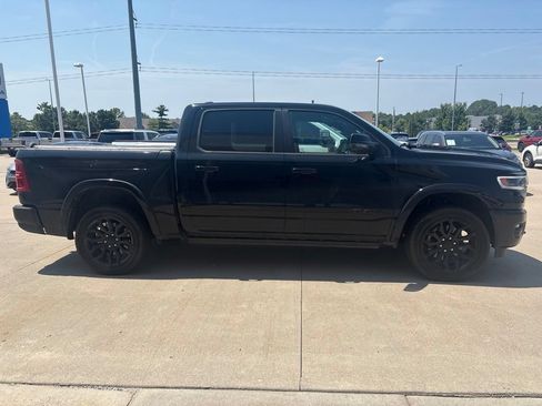 Used 2025 RAM 1500 Limited AWD/4WD image 4