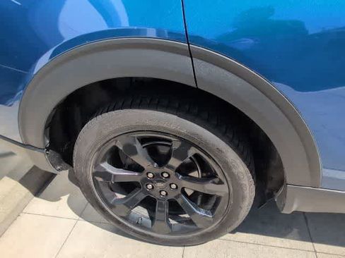 Used 2022 Ford Explorer ST-Line w/ Class IV Trailer Tow Package image 10