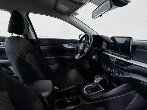 Used 2022 Kia Forte LXS w/ LXS Technology Package FWD image 26