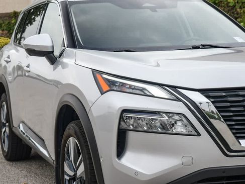 Used 2023 Nissan Rogue SL w/ SL Premium Package AWD/4WD image 4