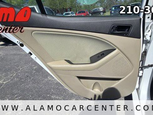 Used 2015 Kia Optima LX image 27