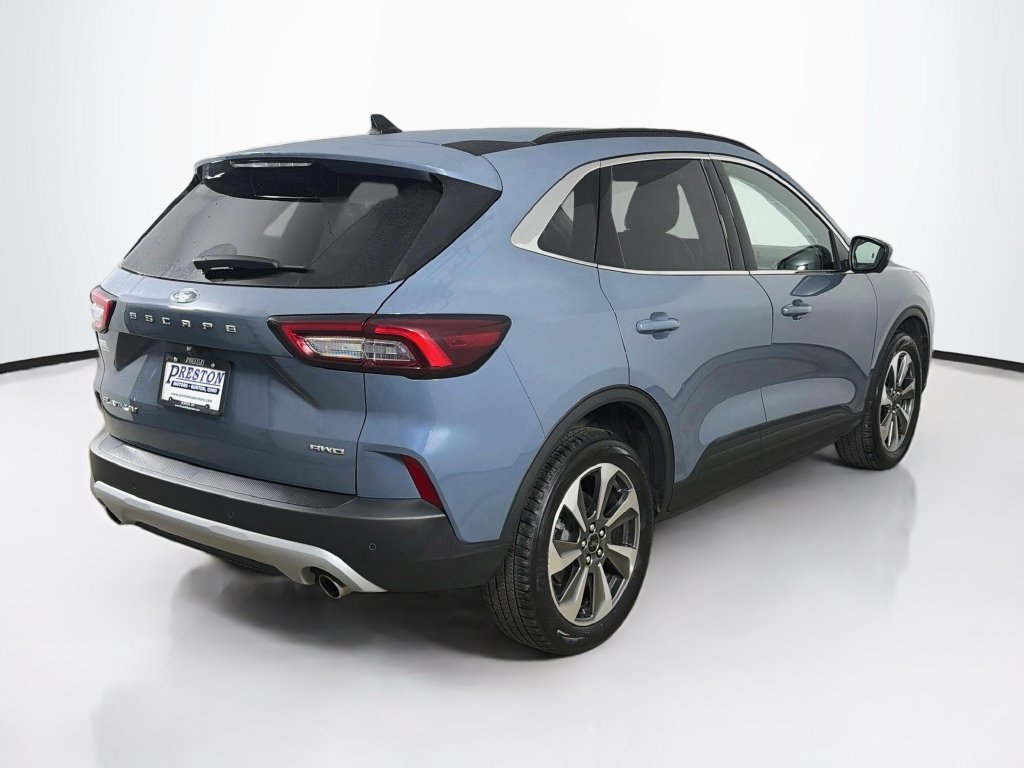 Certified 2024 Ford Escape Platinum AWD/4WD image 5