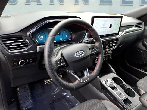 Used 2023 Ford Escape ST-Line Select w/ Tech Pack #2 image 18