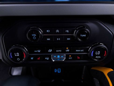 Used 2023 Ford Bronco Badlands AWD/4WD image 24