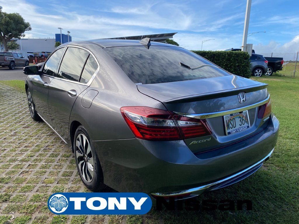 Used 2017 Honda Accord Hybrid Sedan image 5