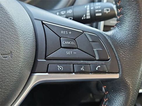 Used 2020 Nissan Kicks SR w/ SR Premium Package image 24