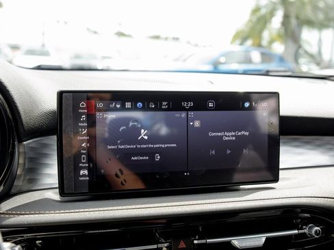 New 2025 Alfa Romeo Tonale w/ Premium Package image 42