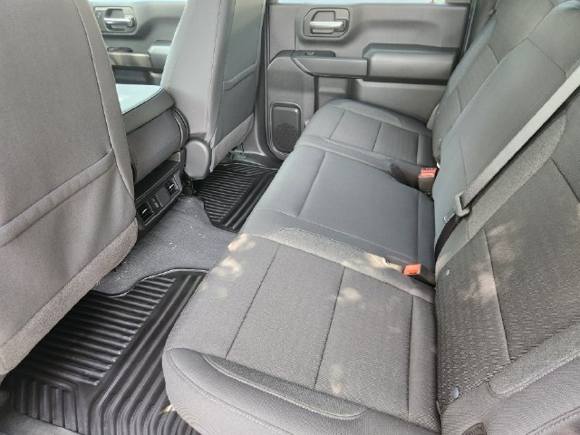New 2026 Chevrolet Silverado 2500 Custom w/ Custom Value Package AWD/4WD image 31