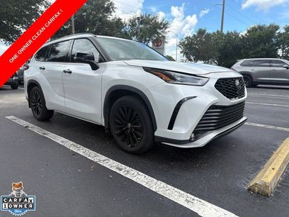 Used 2023 Toyota Highlander XSE