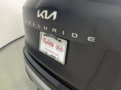 Used 2024 Kia Telluride S w/ S Sunroof Package FWD image 7
